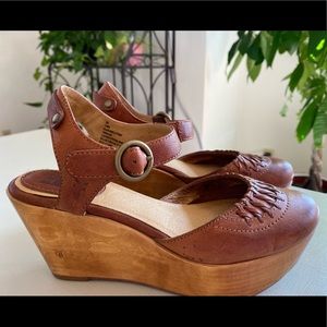 Vintage Frye Blair Platform Heel Clog Sandals sz 6